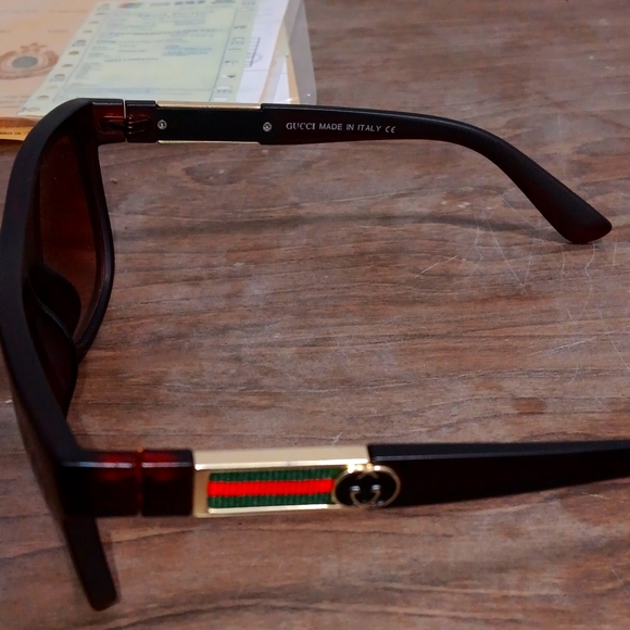 Gucci Other - Gucci sunglasses